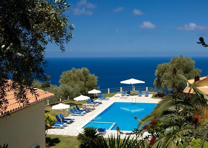 Pantheon * Áyios Nikítas