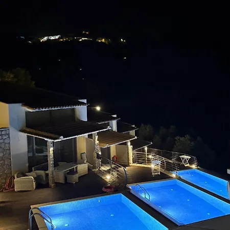 Pantheon Áyios Nikítas