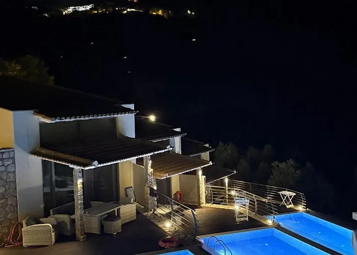 Pantheon Áyios Nikítas