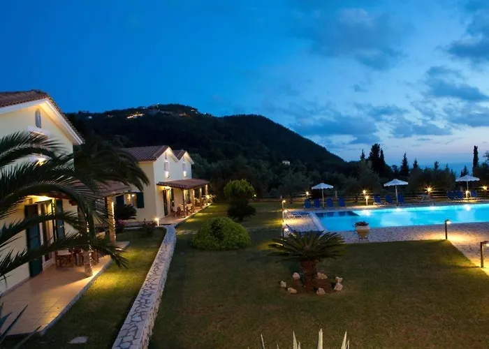 Pantheon * Áyios Nikítas