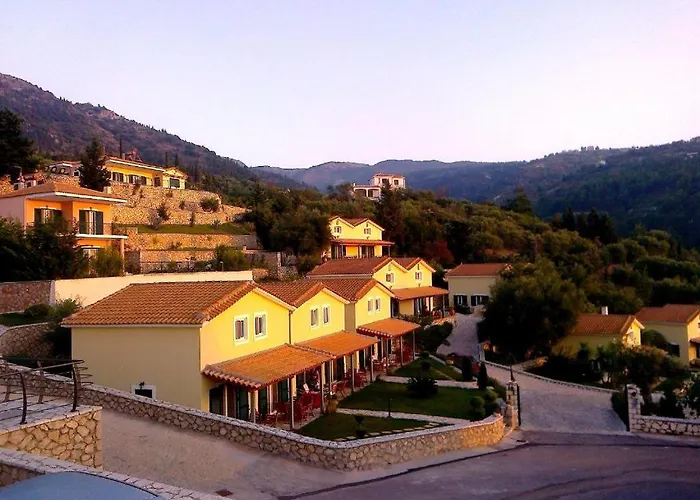 Pantheon * Áyios Nikítas